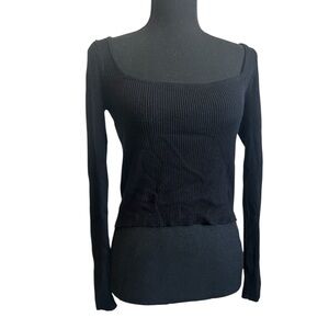 5/25$ ✨ Ribbed Crop Top Long Sleeves Square Neck 🖤